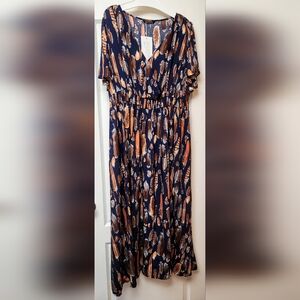 NEW Flowy Feather Dress w Slit Size 18-20 Plus 2X